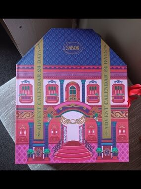 Sabon 24-Day Advent Calendar - Pink & Blue Decorative Box